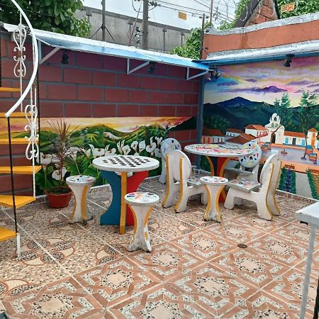 Hotel Eterna Primavera Медельїн Екстер'єр фото