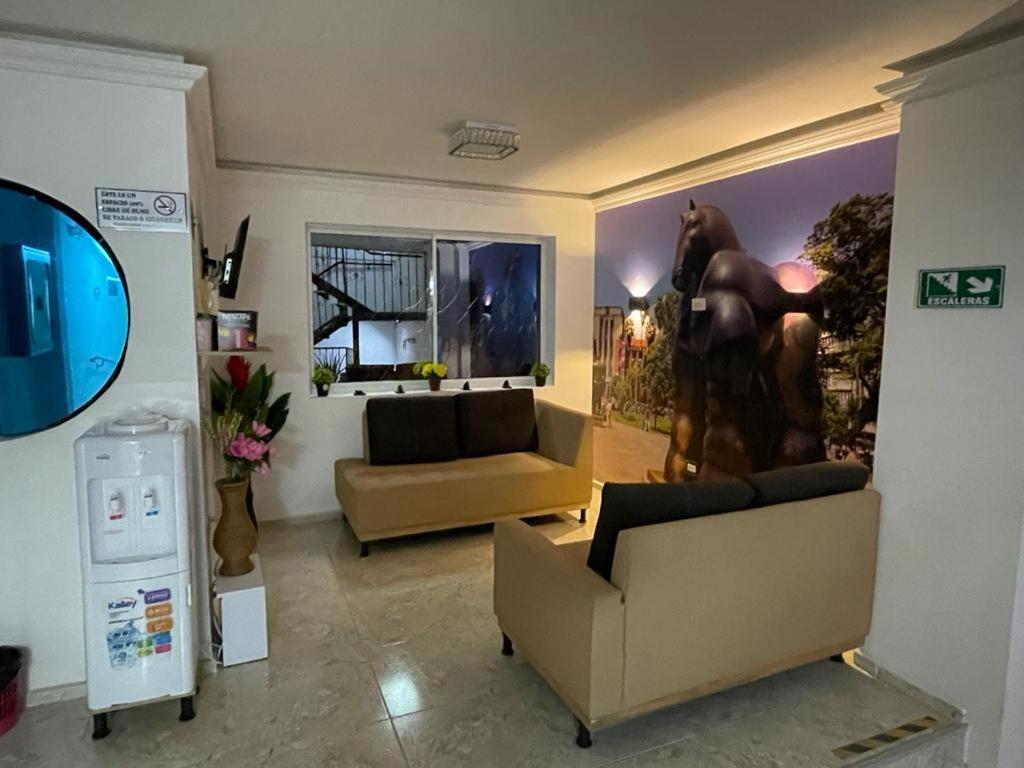 Hotel Eterna Primavera Медельїн Екстер'єр фото