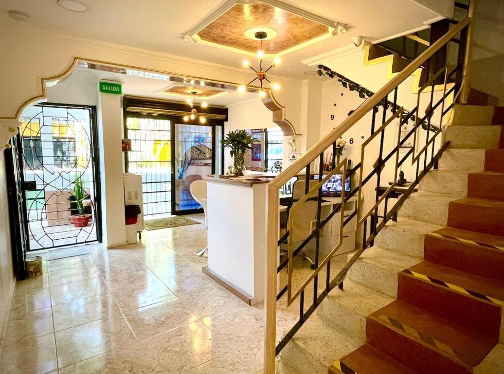 Hotel Eterna Primavera Медельїн Екстер'єр фото