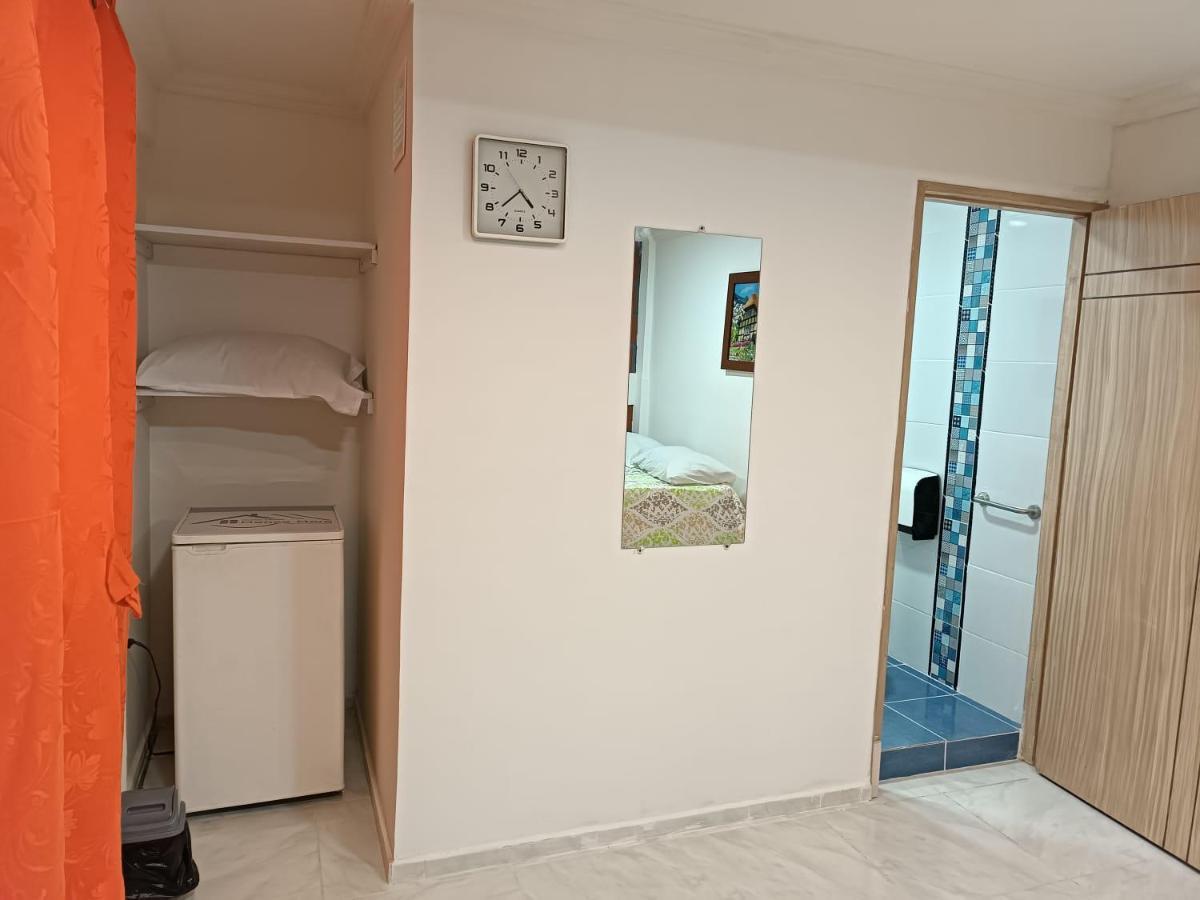 Hotel Eterna Primavera Медельїн Екстер'єр фото